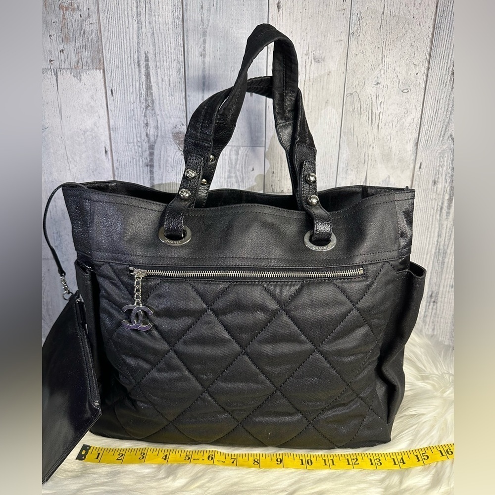 CHANEL paris biarittz tote with pouch in black - Picture 17 of 17